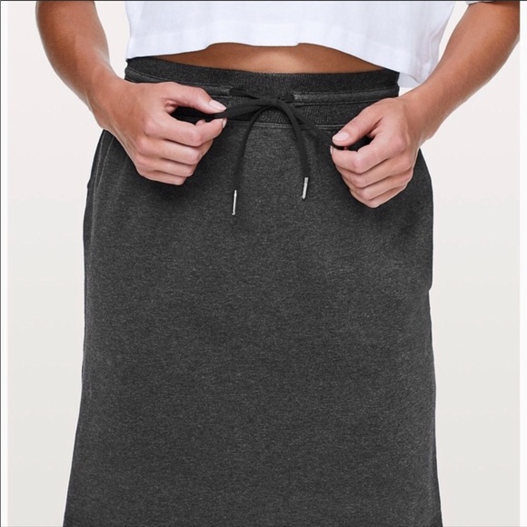 Lululemon Start Anew skirt - Picture 3 of 8